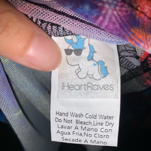 iHeartRaves Robe - Picture 5 of 5